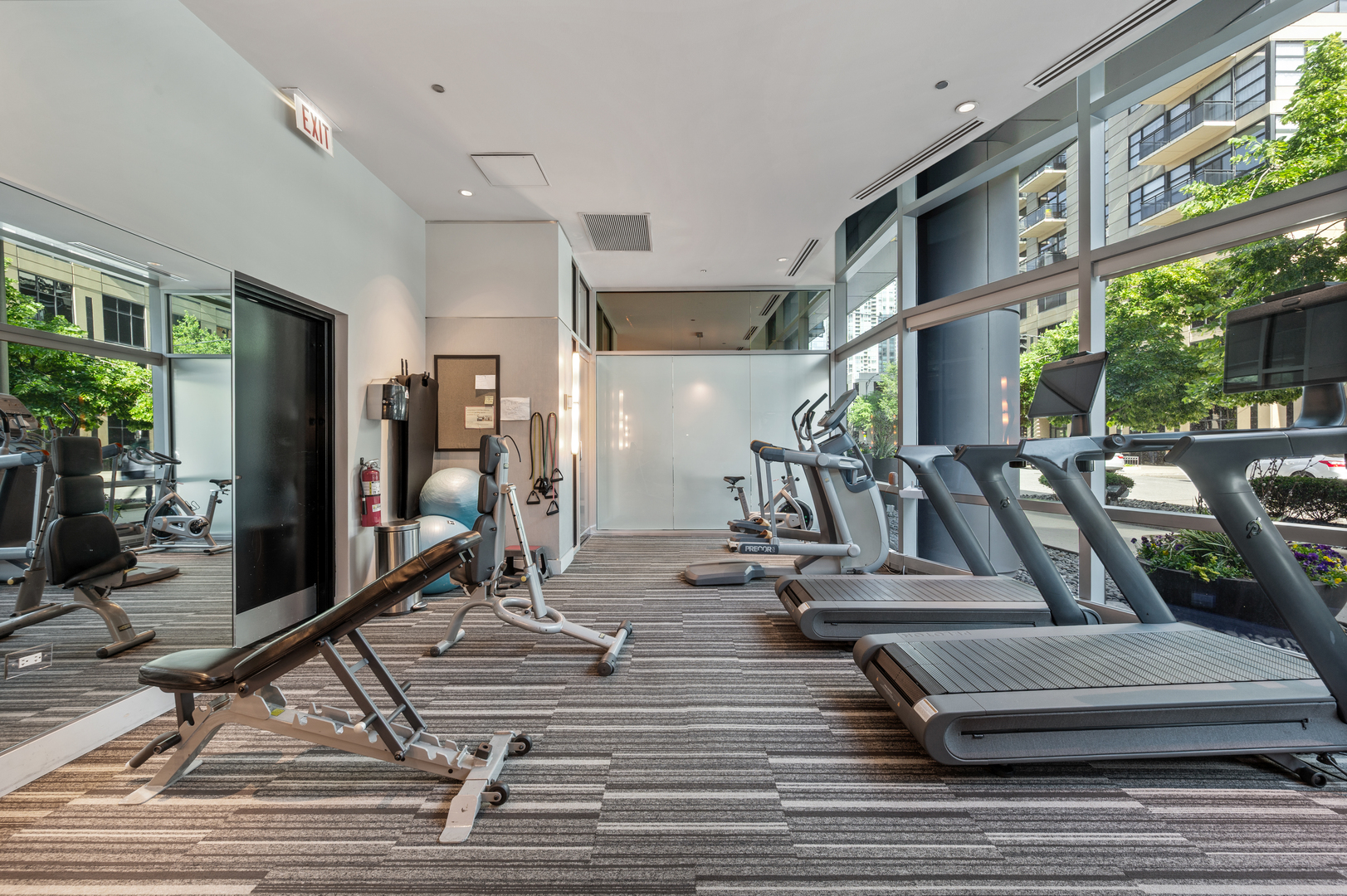 110 W Superior Street Unit: 2603