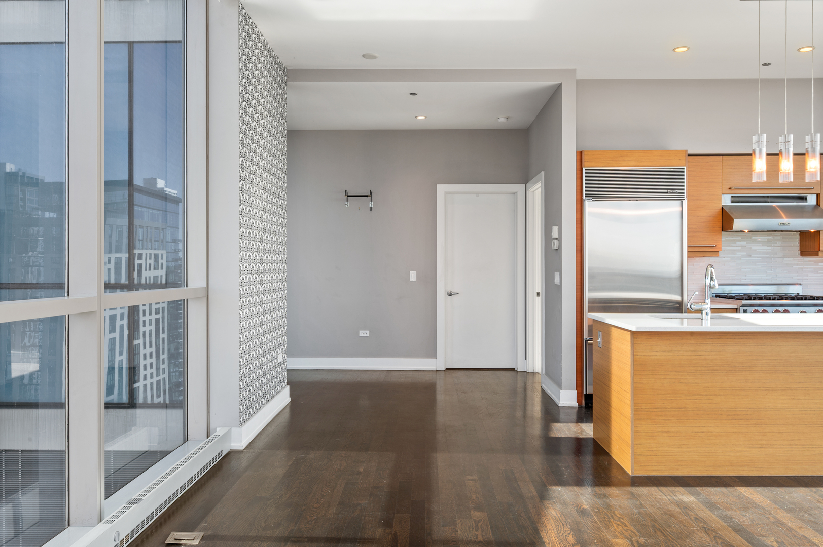 110 W Superior Street Unit: 2603