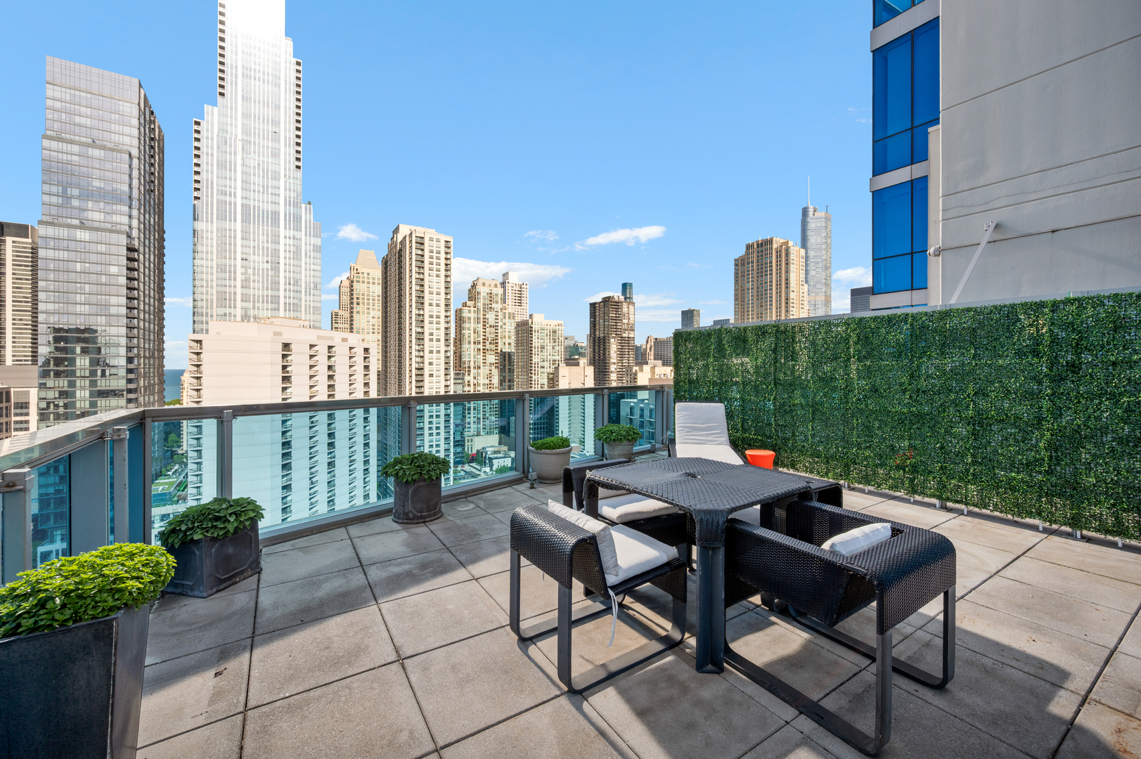110 W Superior Street Unit: 2603
