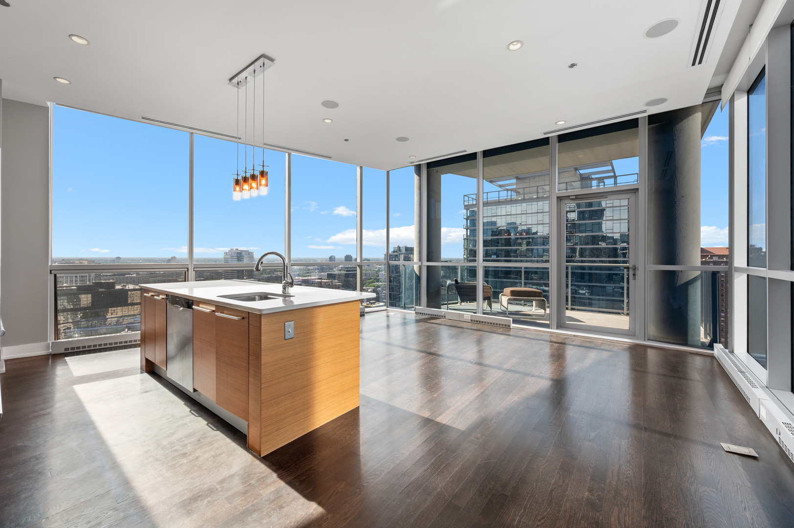110 W Superior Street Unit: 2603