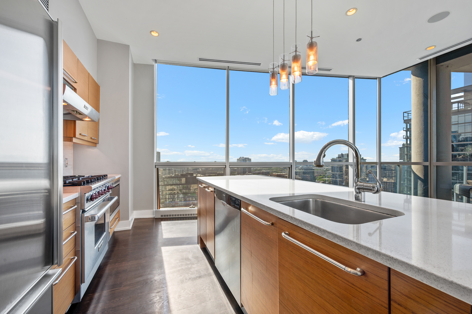 110 W Superior Street Unit: 2603