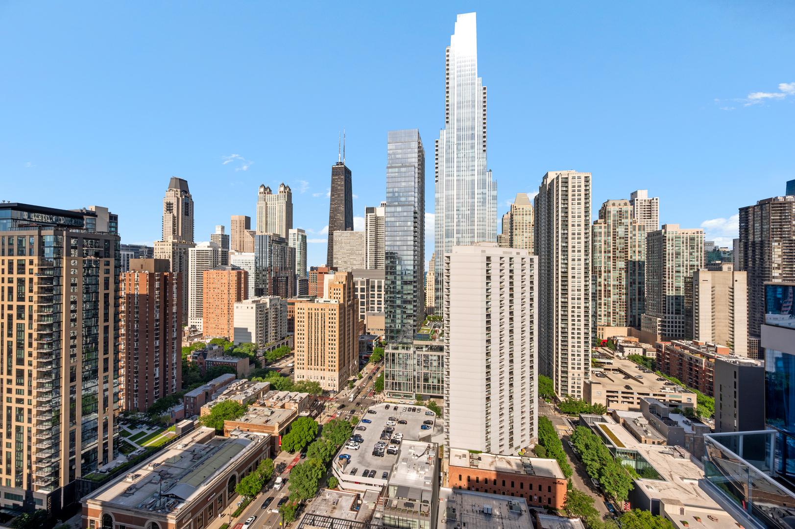 110 W Superior Street Unit: 2603