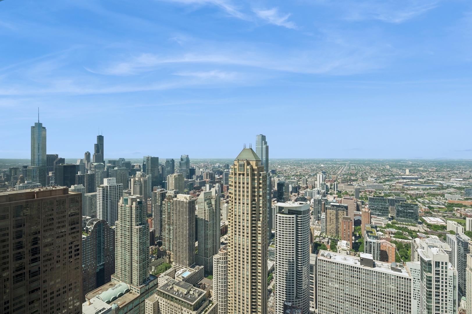 180 E PEARSON Street Unit: 6907