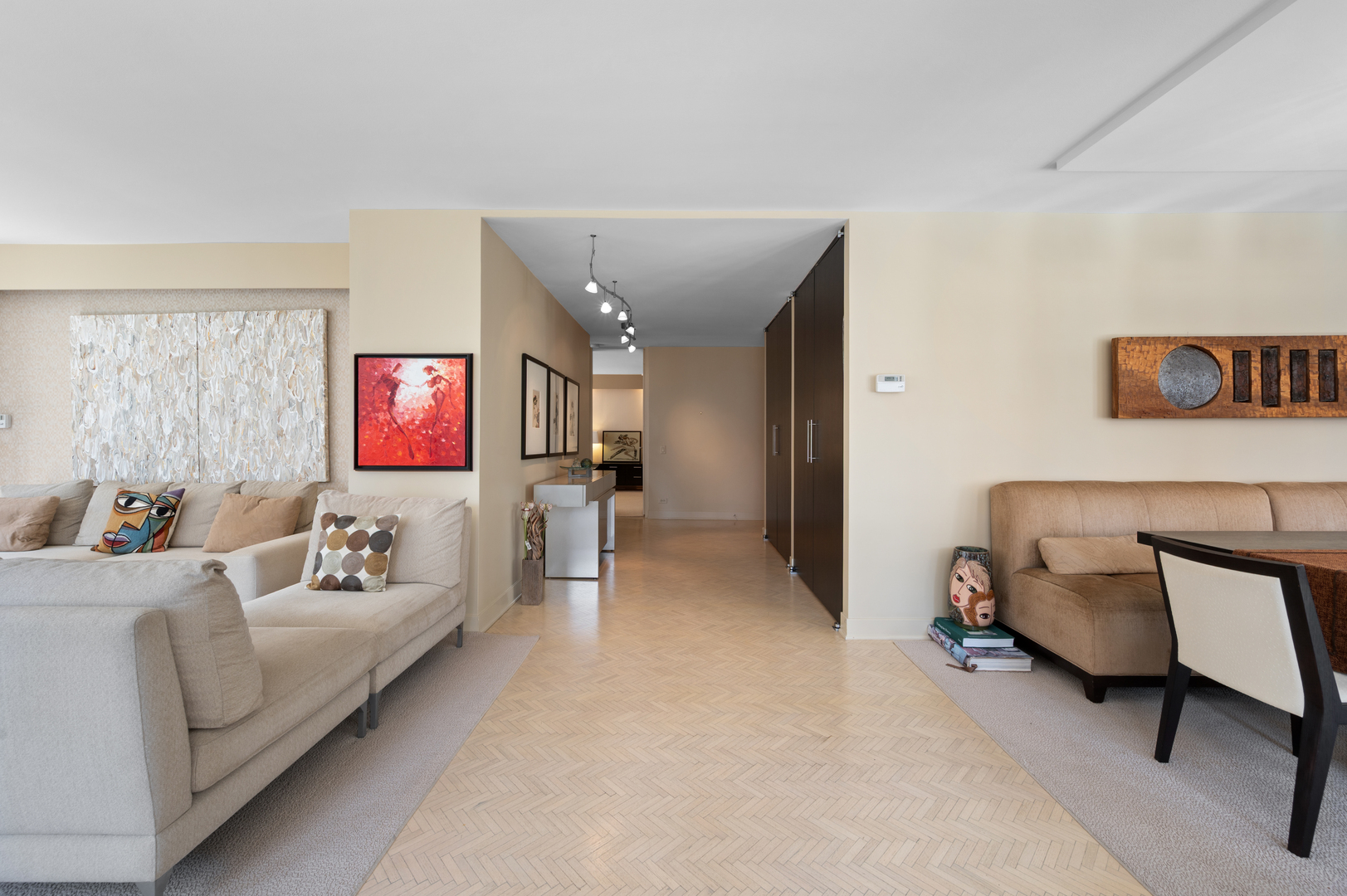 200 E Delaware Place Unit: 7D
