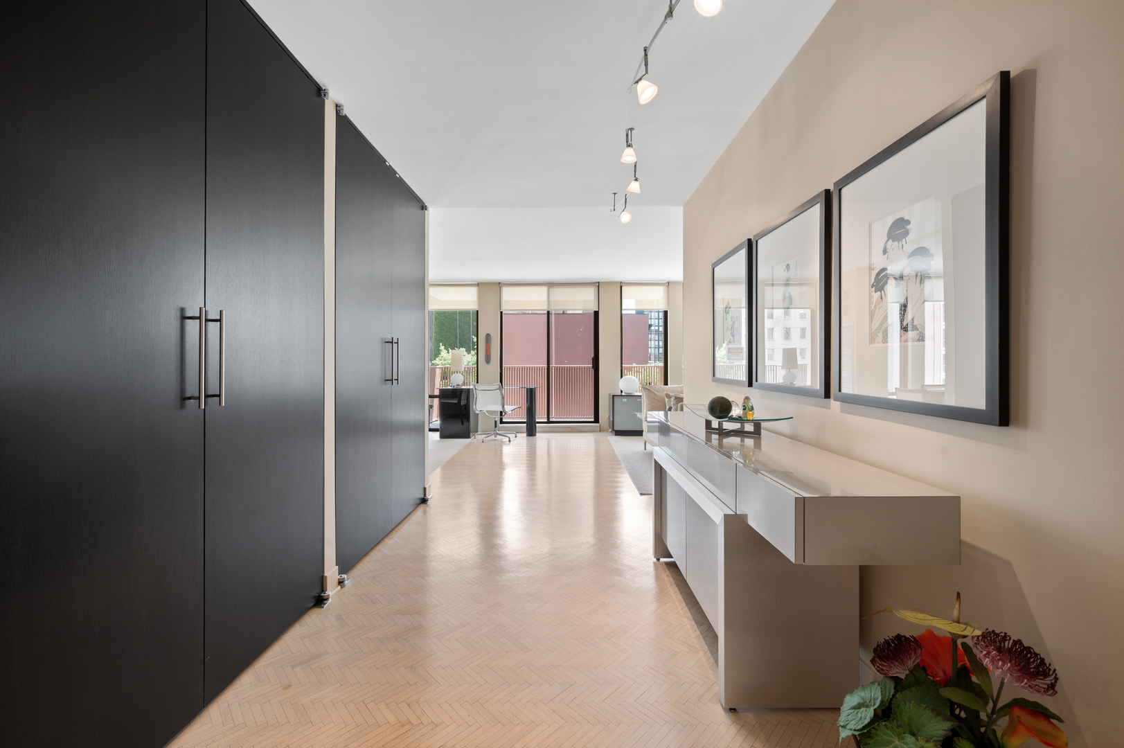 200 E Delaware Place Unit: 7D