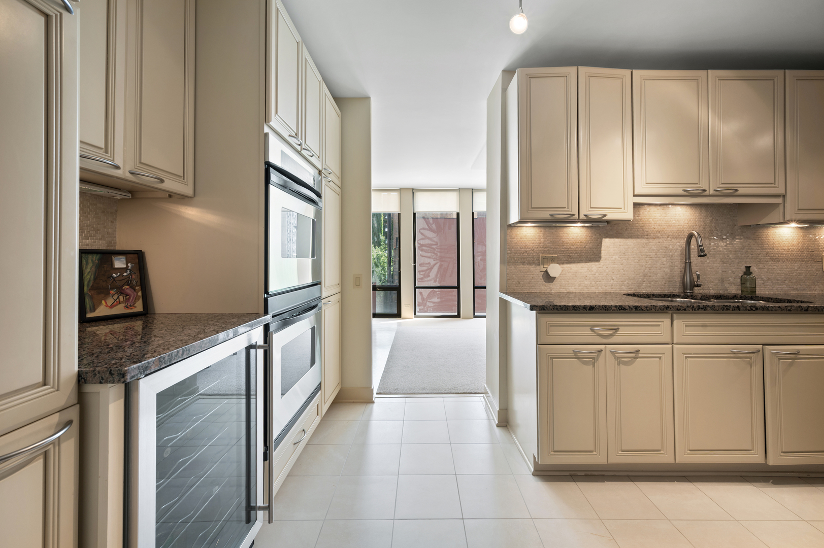 200 E Delaware Place Unit: 7D