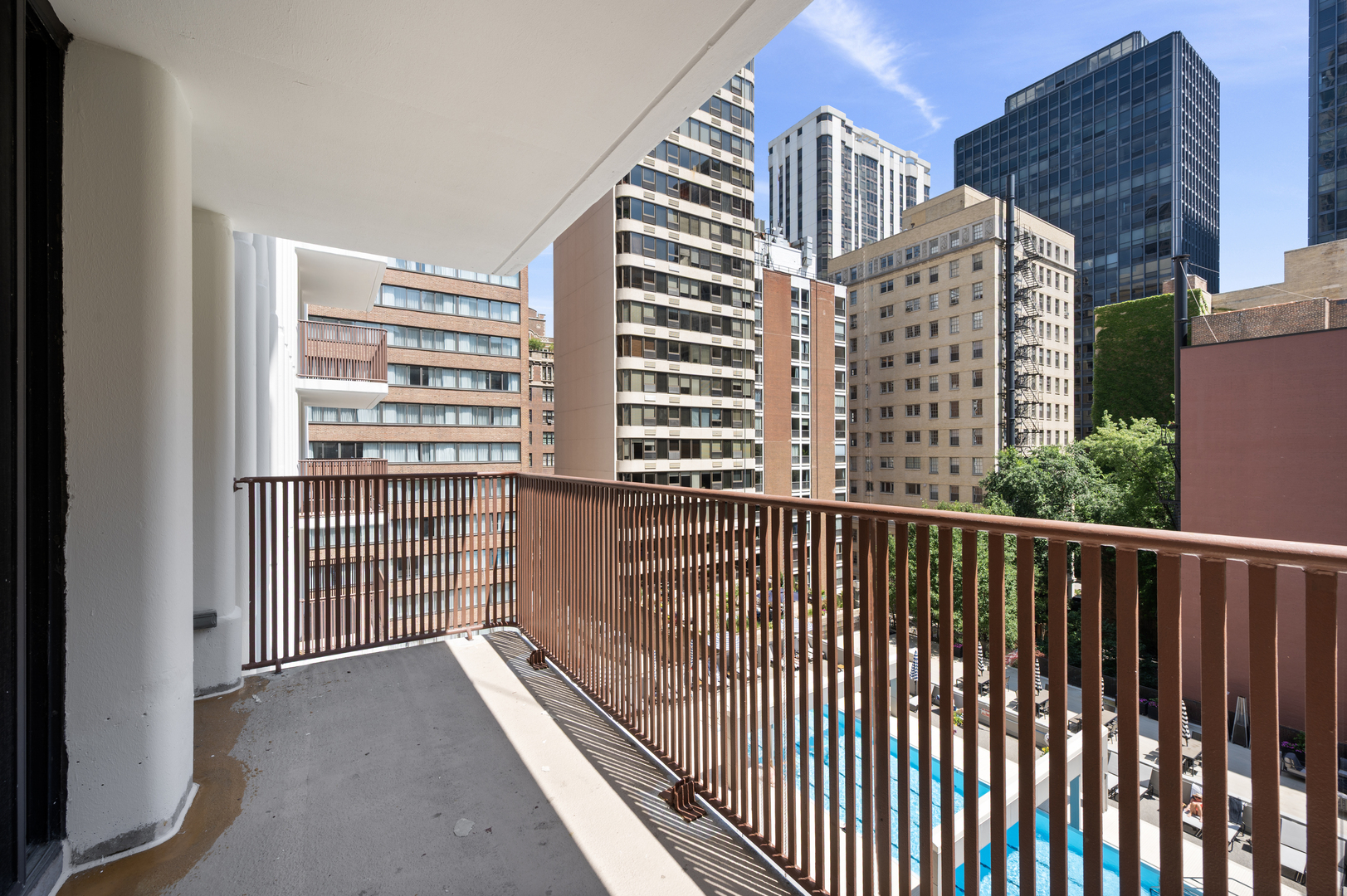 200 E Delaware Place Unit: 7D