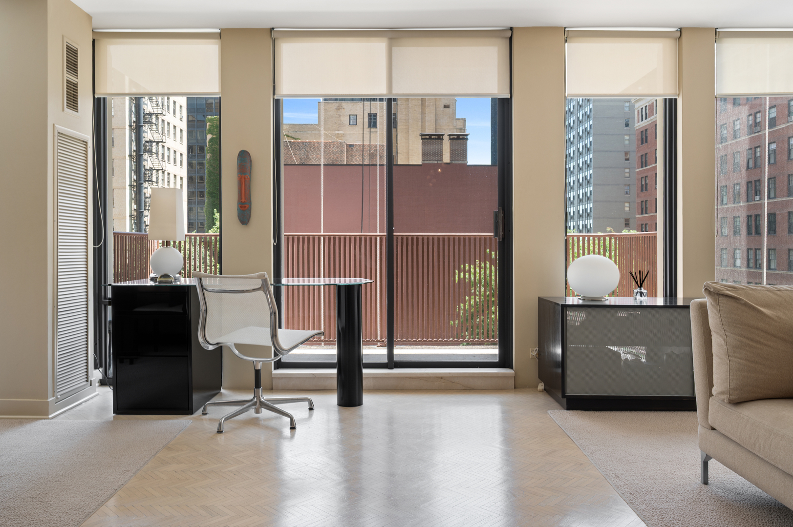 200 E Delaware Place Unit: 7D
