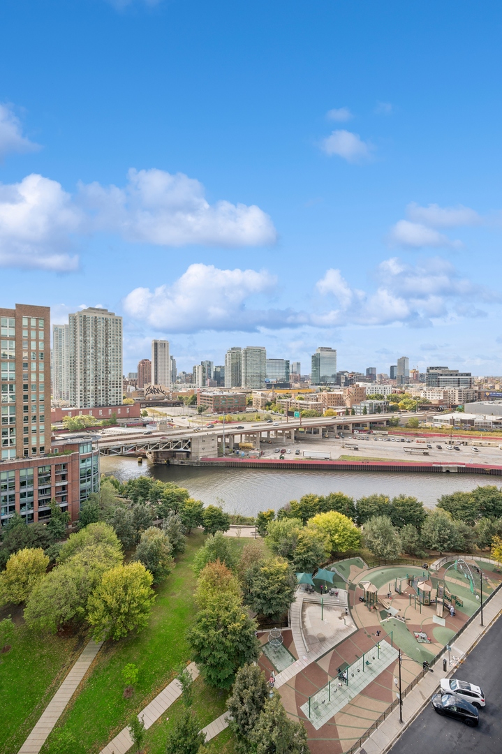 510 W Erie Street Unit: 1201