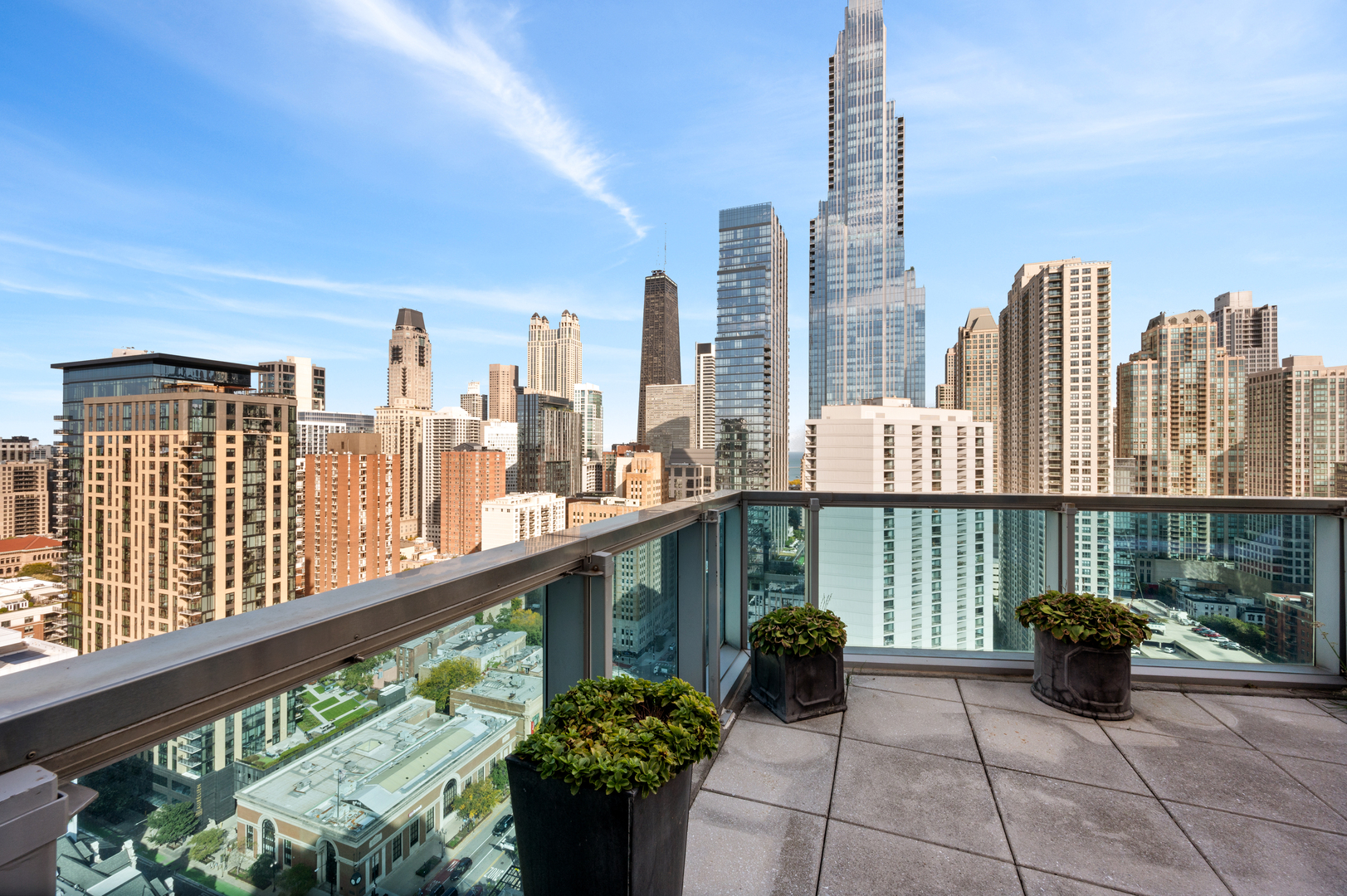 110 W Superior Street Unit: 2603
