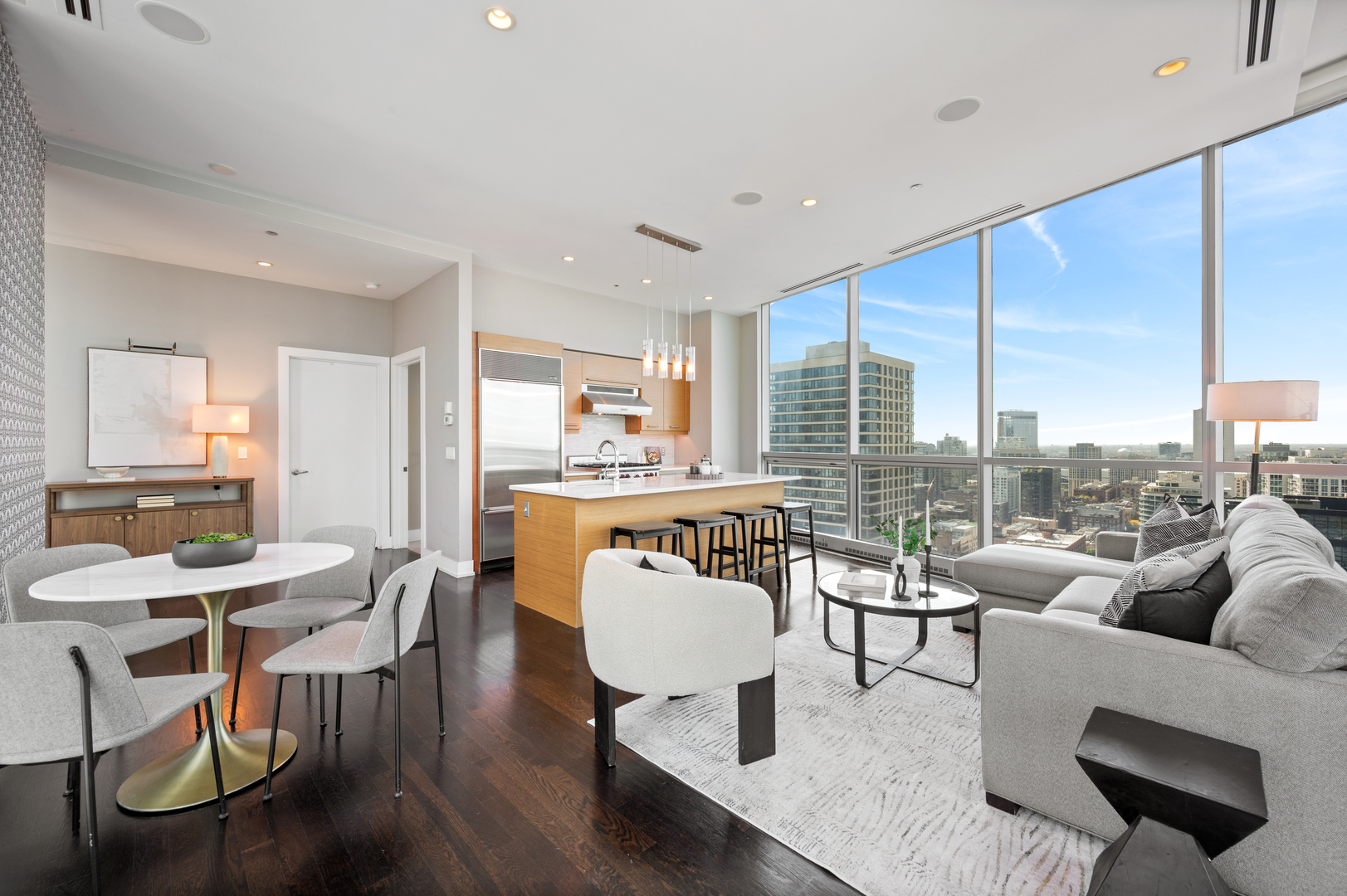 110 W Superior Street Unit: 2603