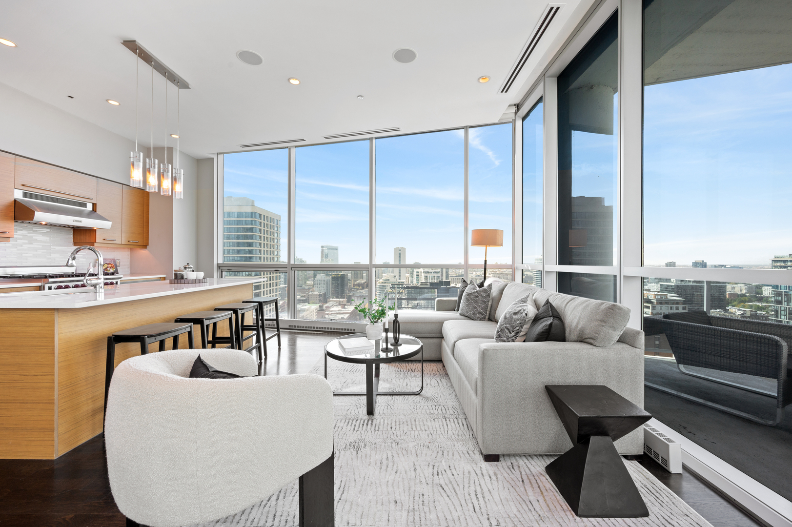 110 W Superior Street Unit: 2603