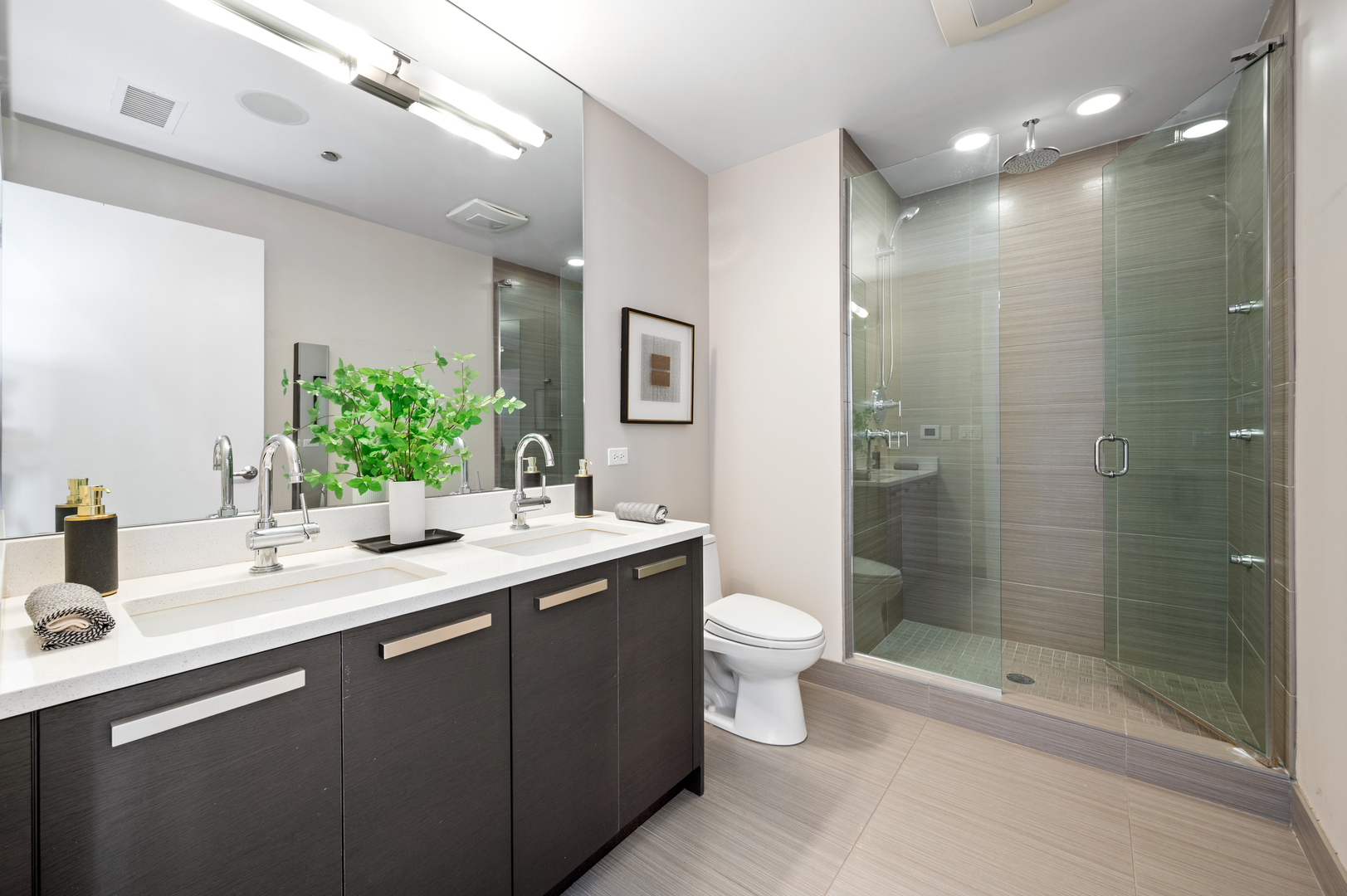 110 W Superior Street Unit: 2603