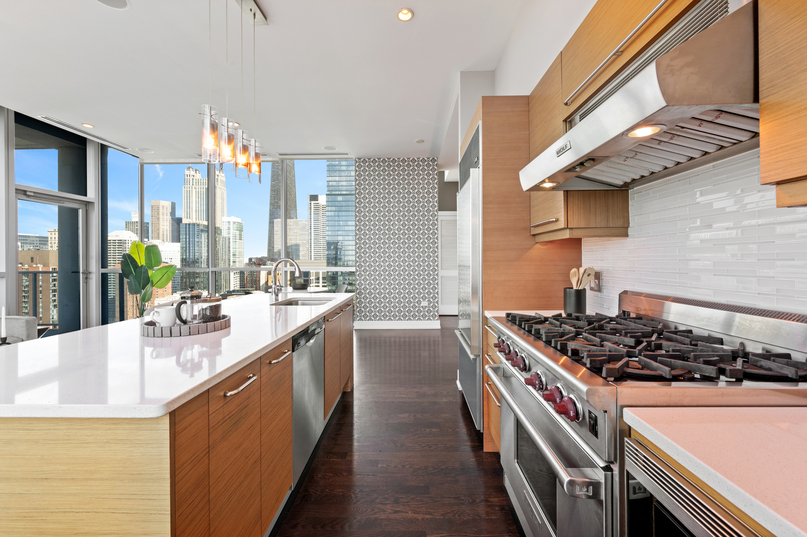 110 W Superior Street Unit: 2603