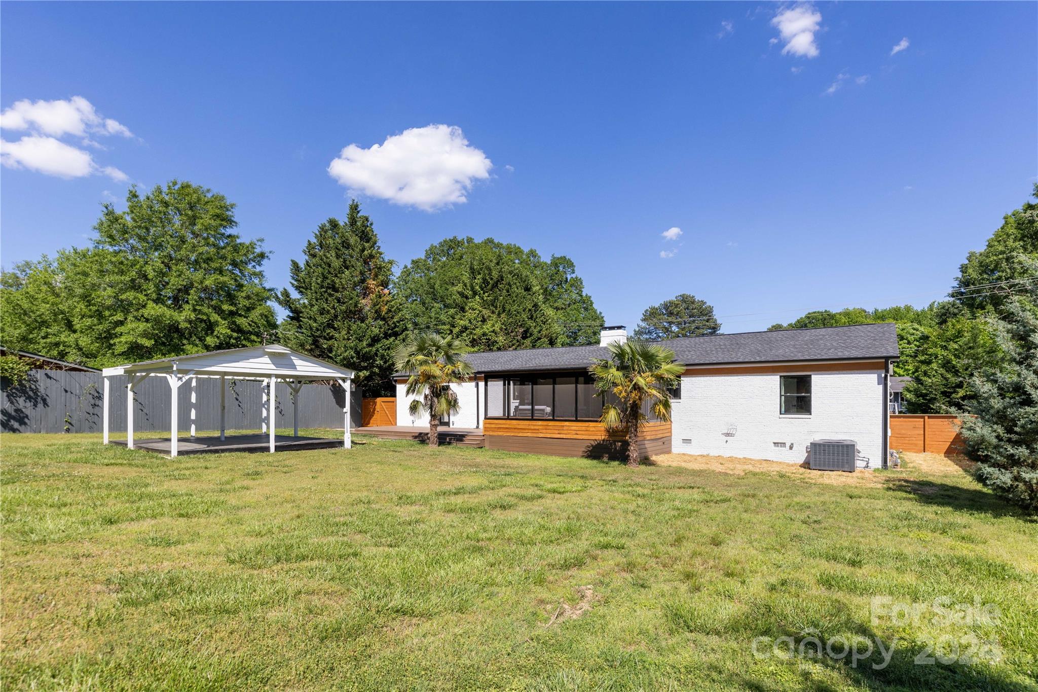 19627 Smith Circle