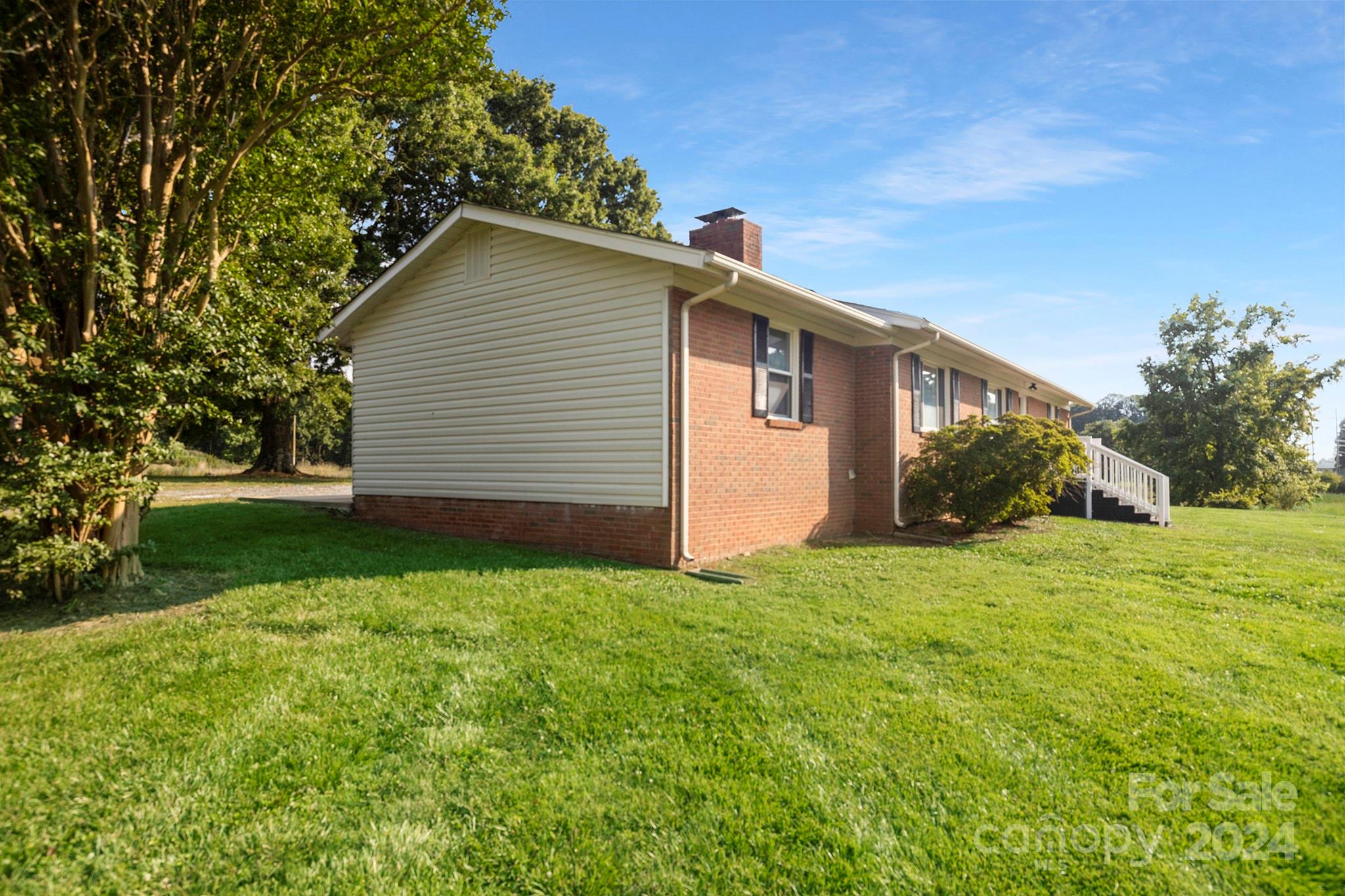 2203 Long Hope Road