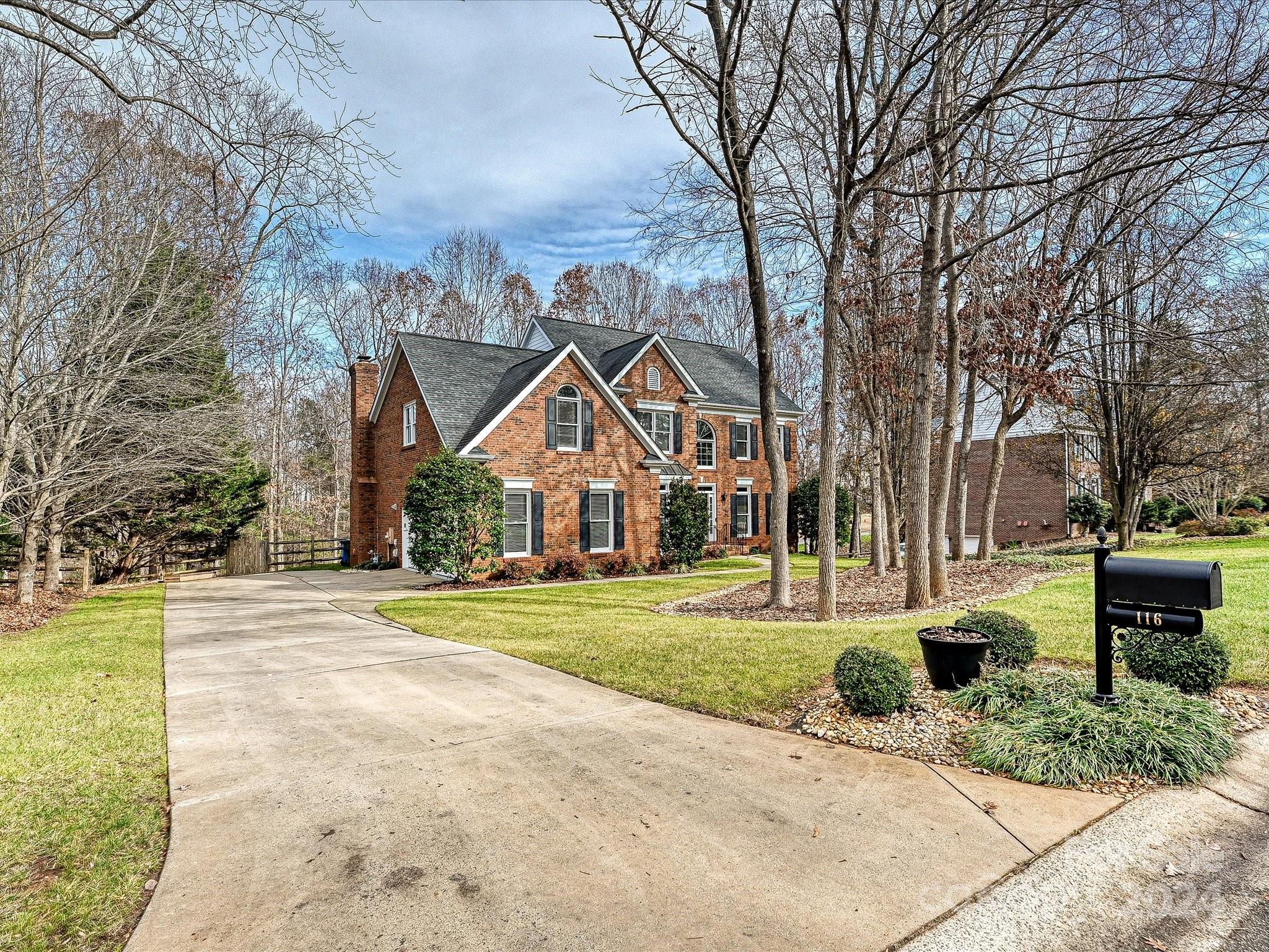 116 Lockerbie Lane