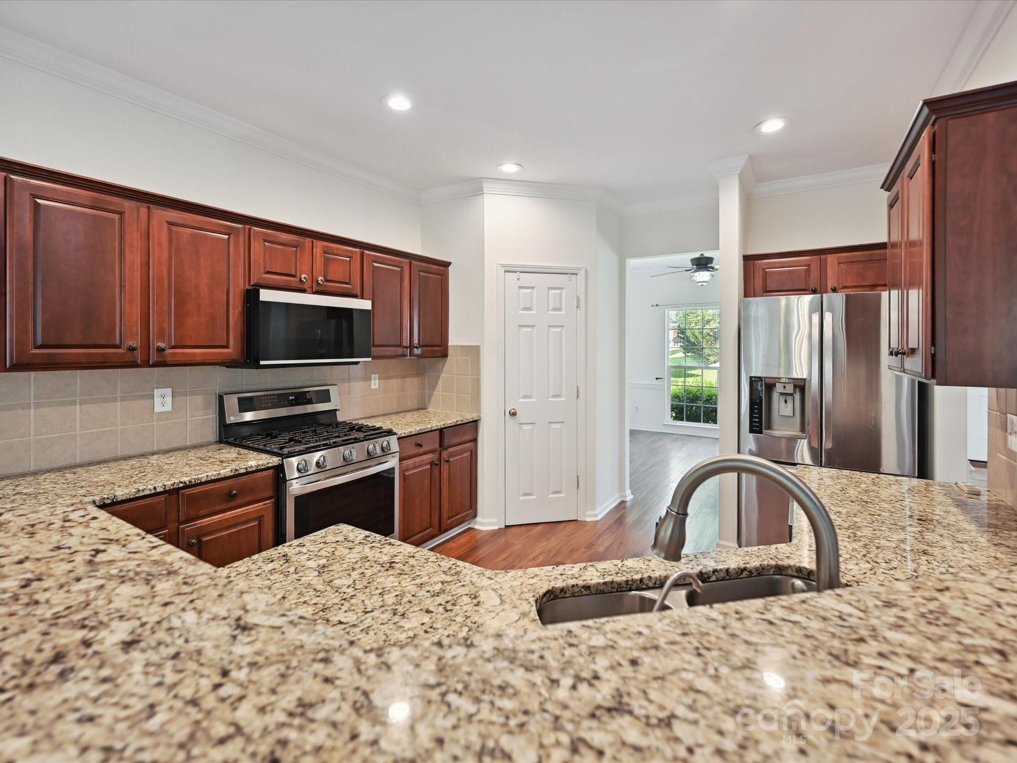 7309 Rock Hampton Court