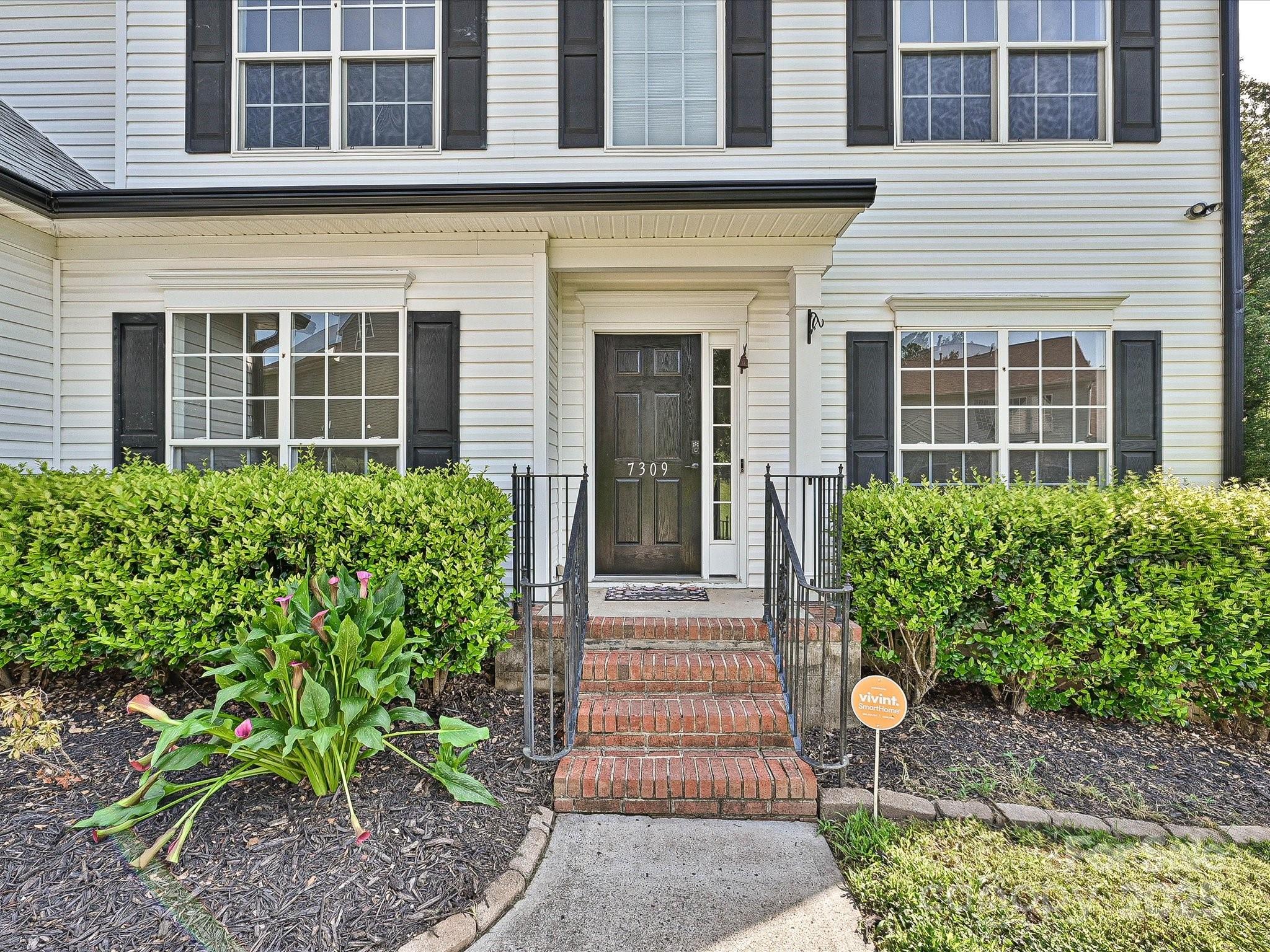 7309 Rock Hampton Court