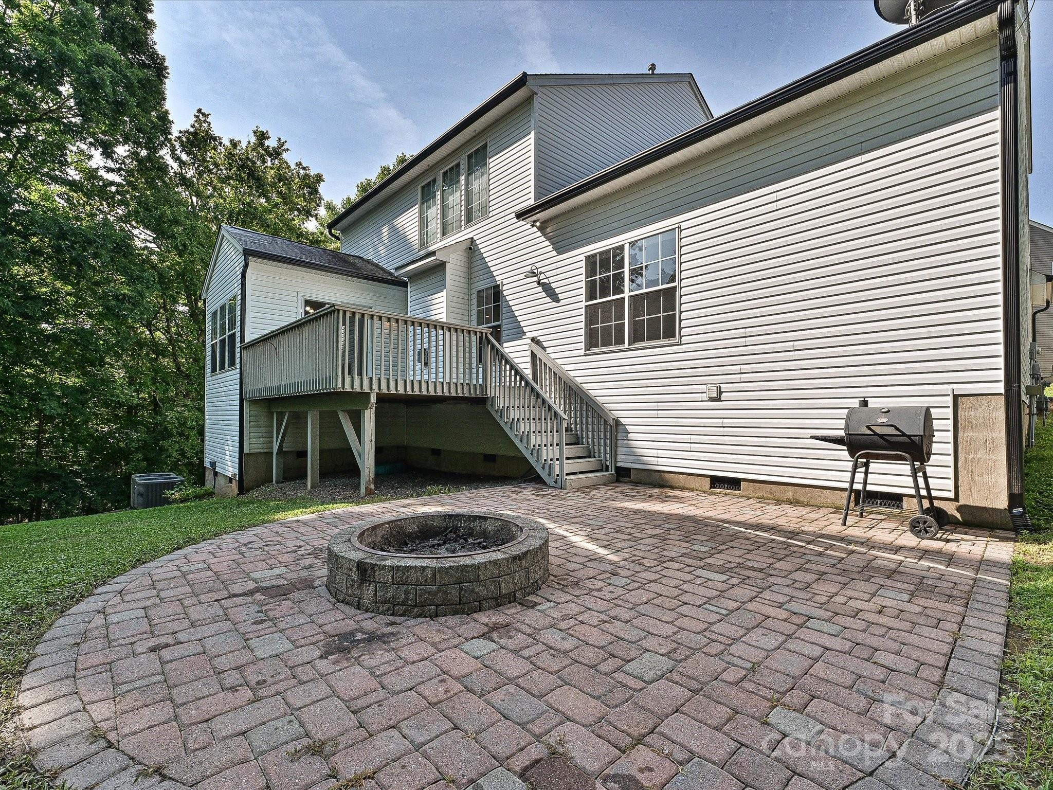 7309 Rock Hampton Court