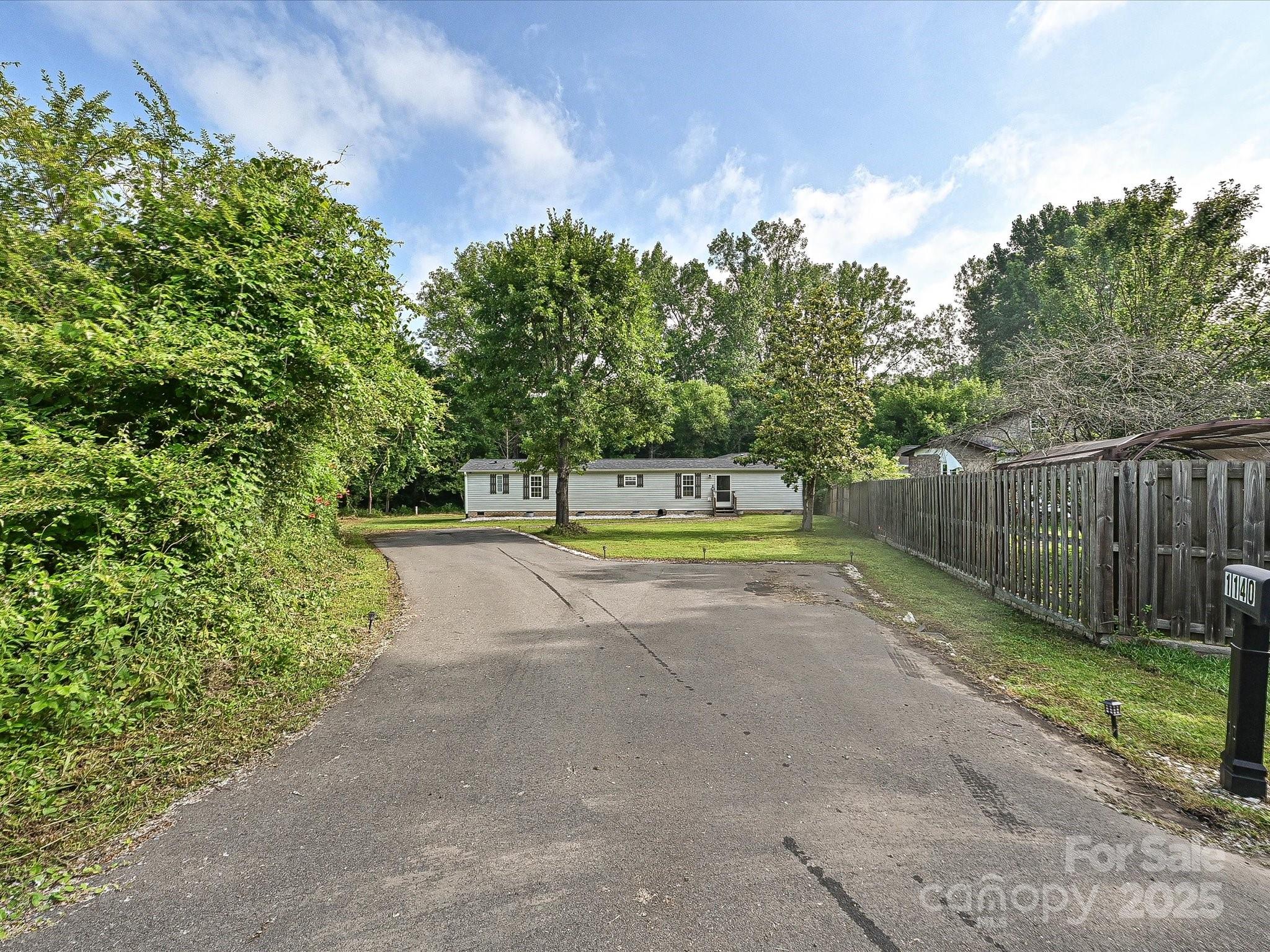 1140 Randall Court