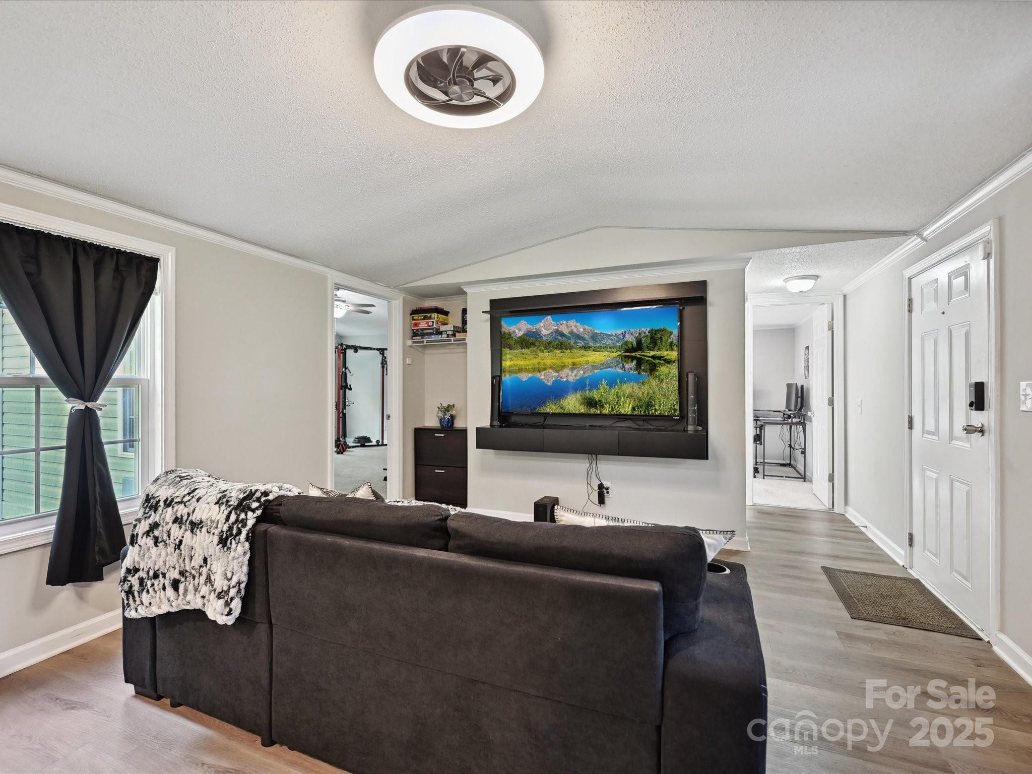 1140 Randall Court