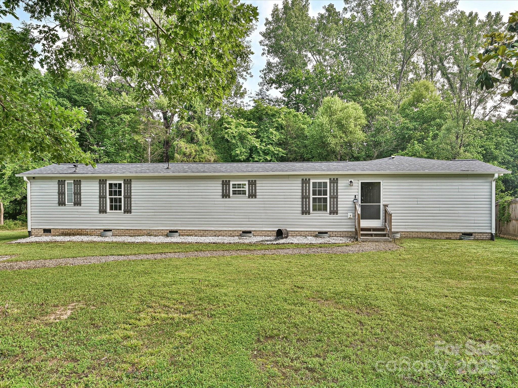 1140 Randall Court