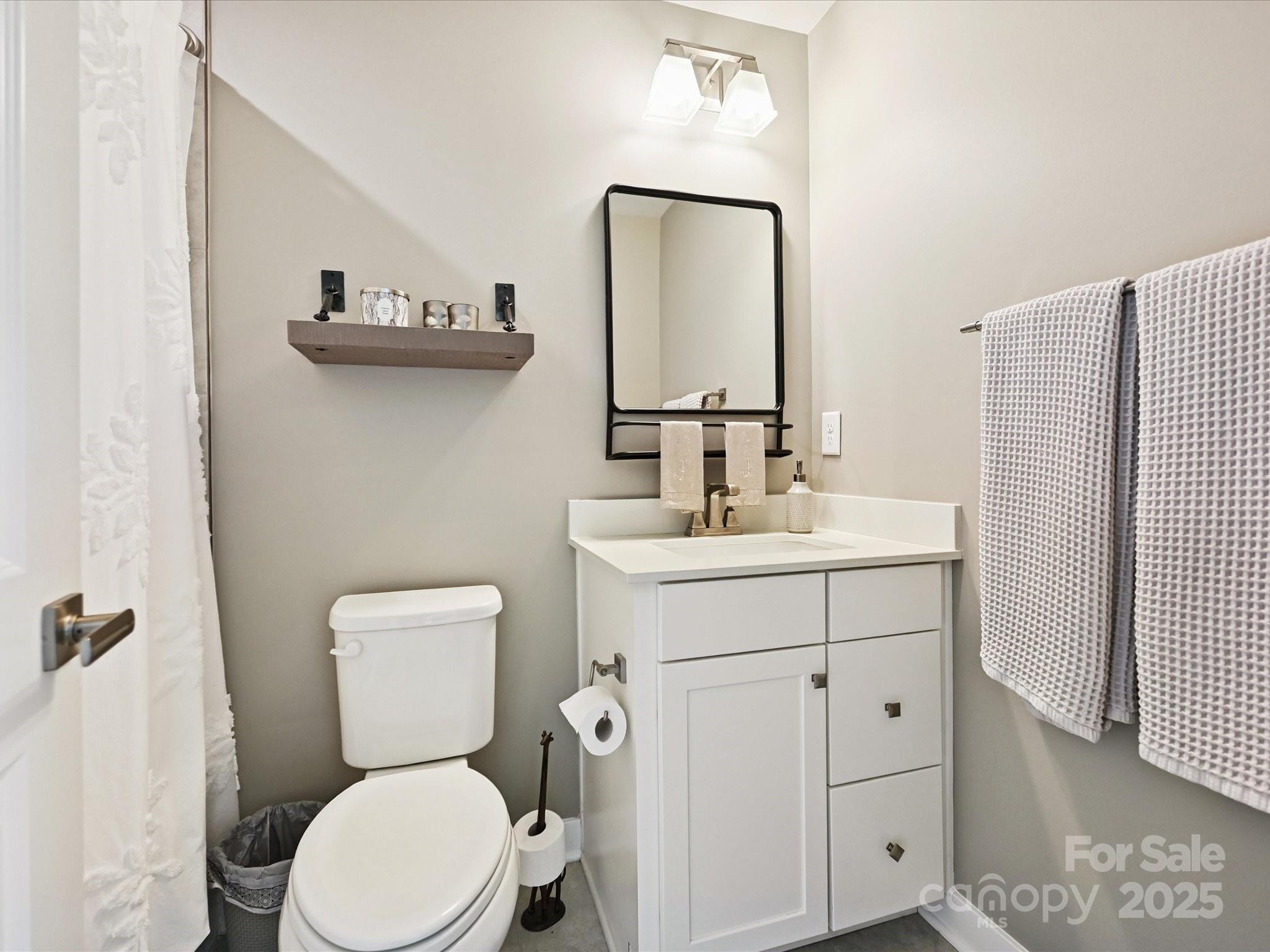 824 Broad River Lane