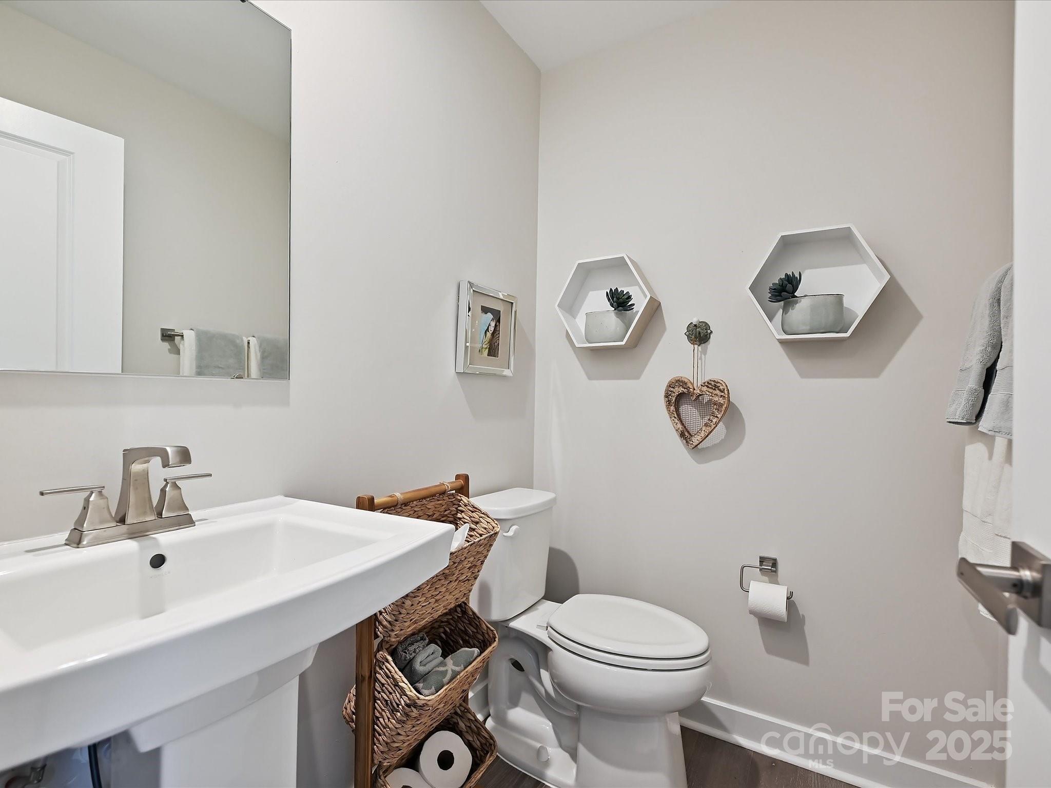 824 Broad River Lane