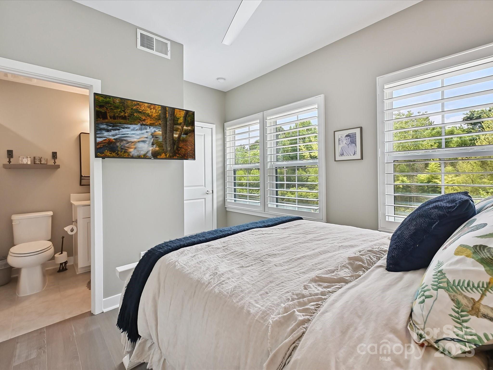 824 Broad River Lane