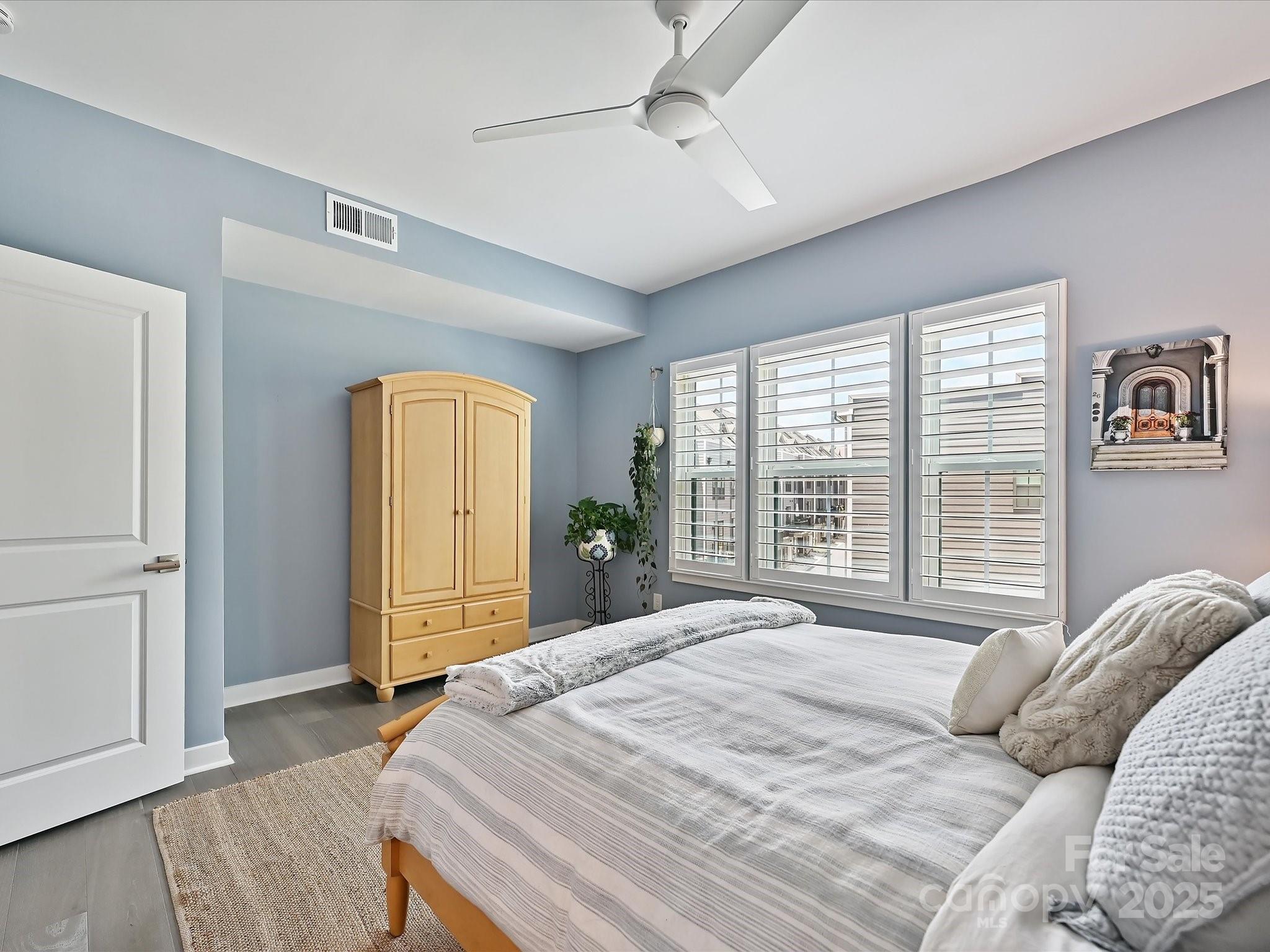 824 Broad River Lane