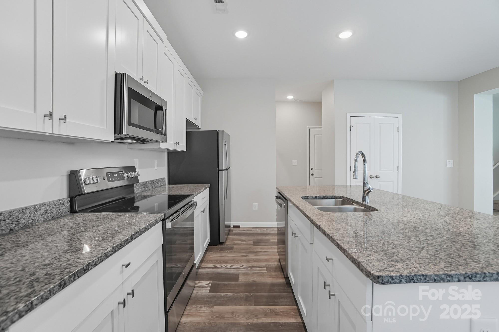 103 Fosters Glen Place