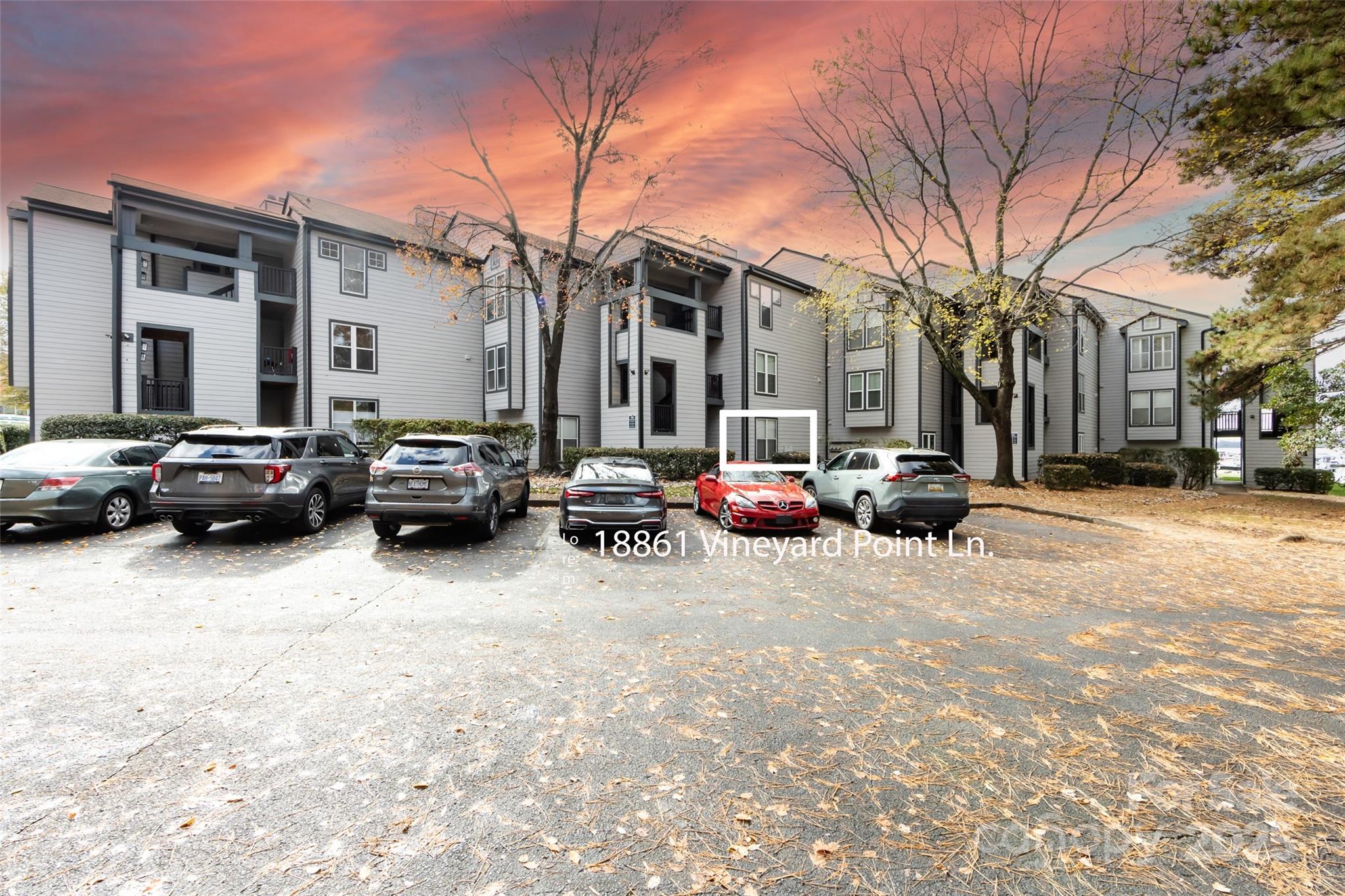 18861 Vineyard Point Lane