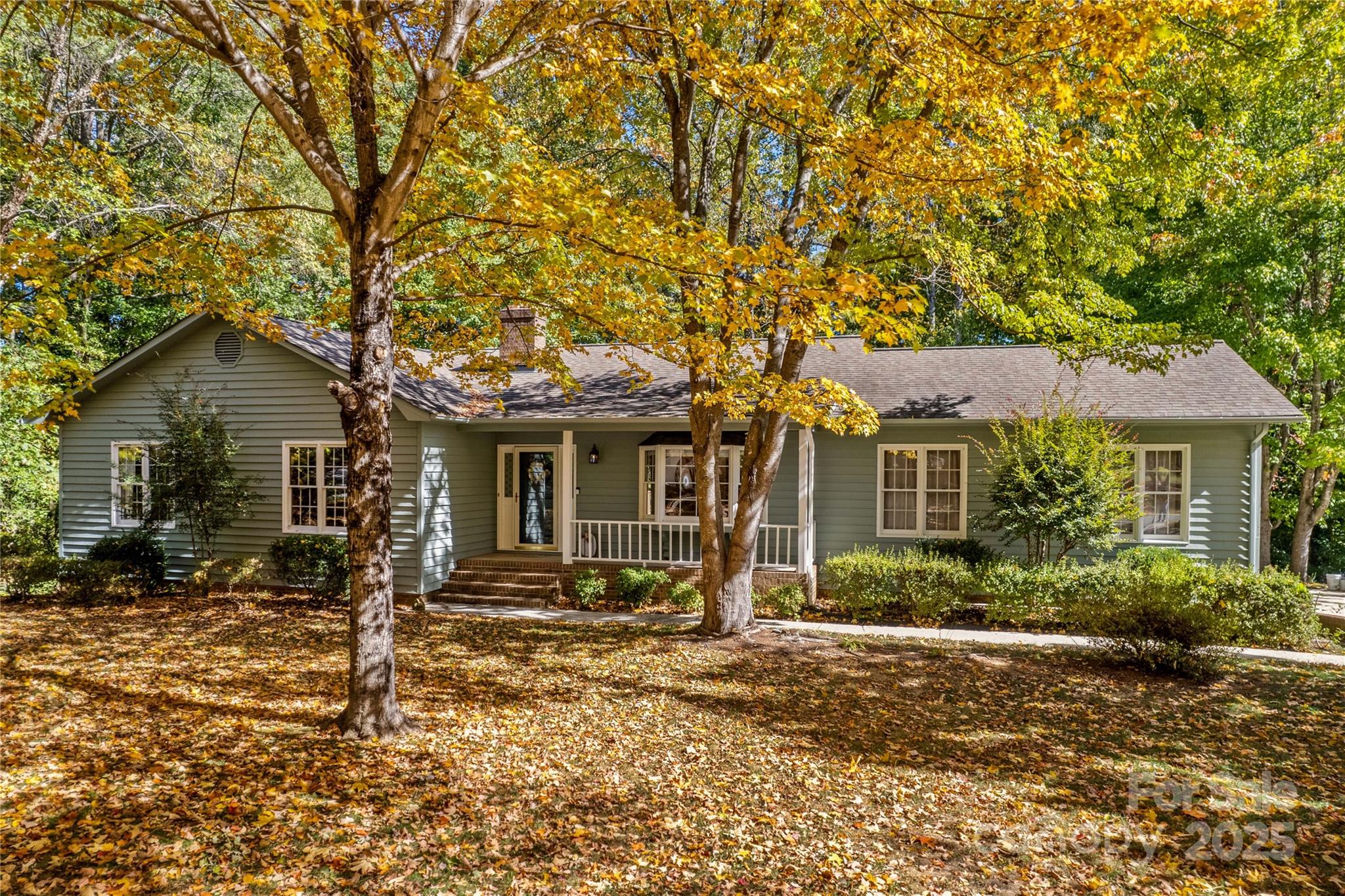864 Hunter Drive