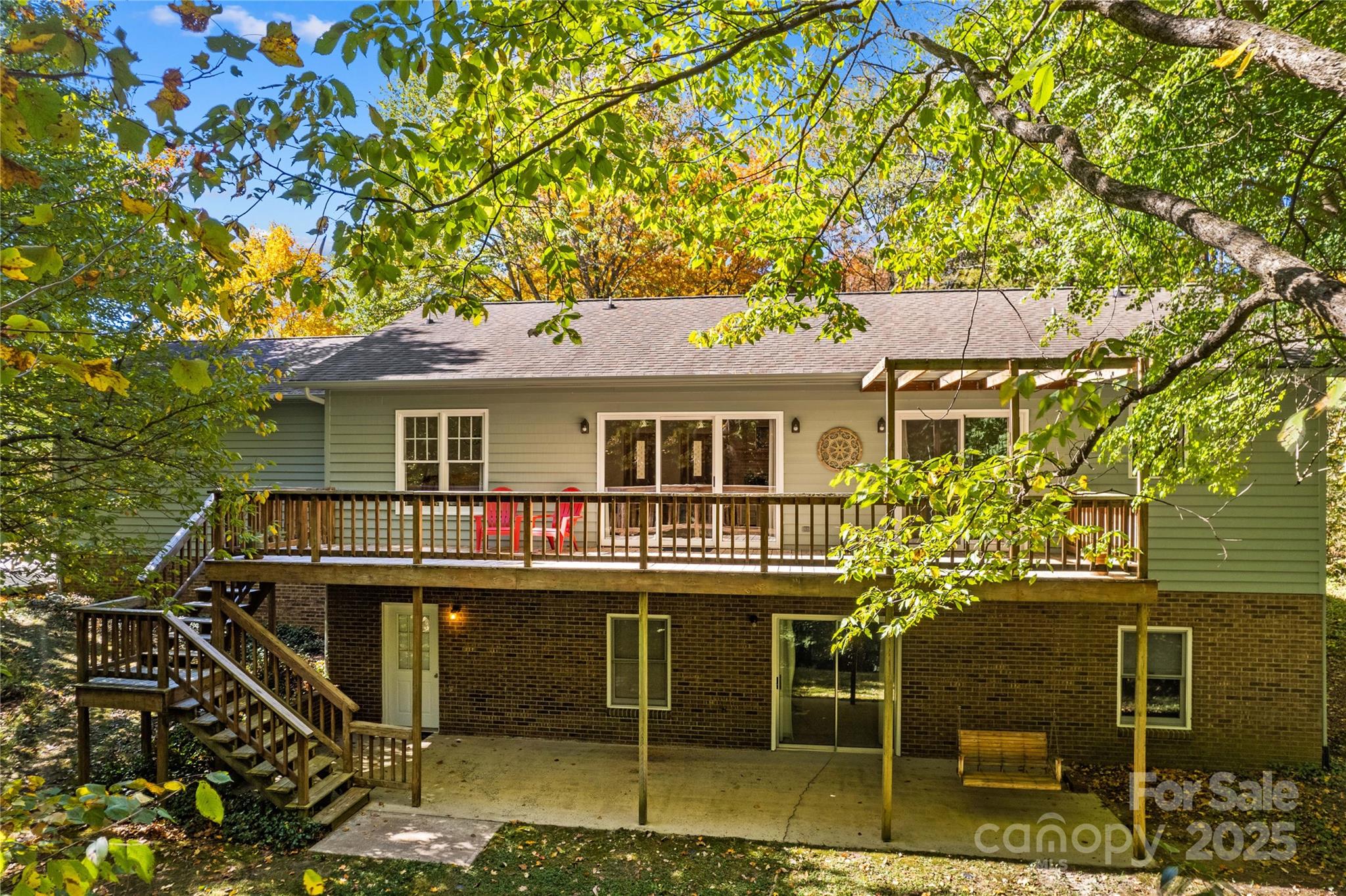 864 Hunter Drive