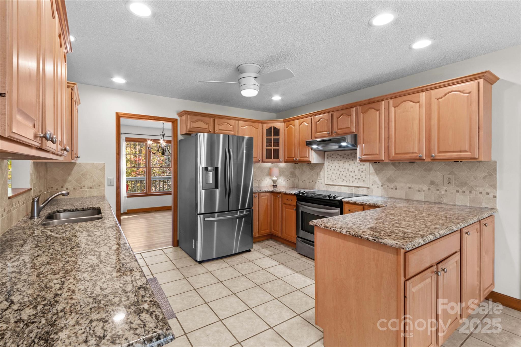 864 Hunter Drive
