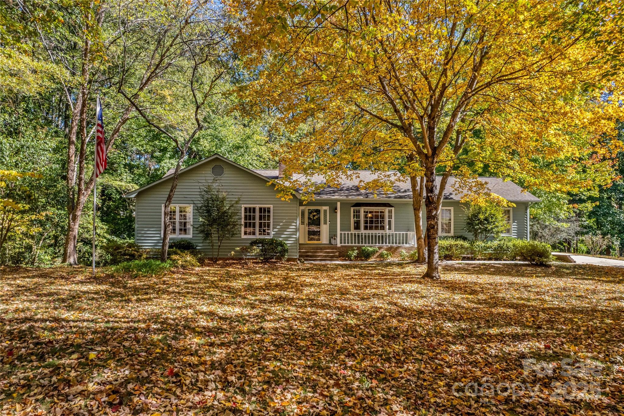 864 Hunter Drive