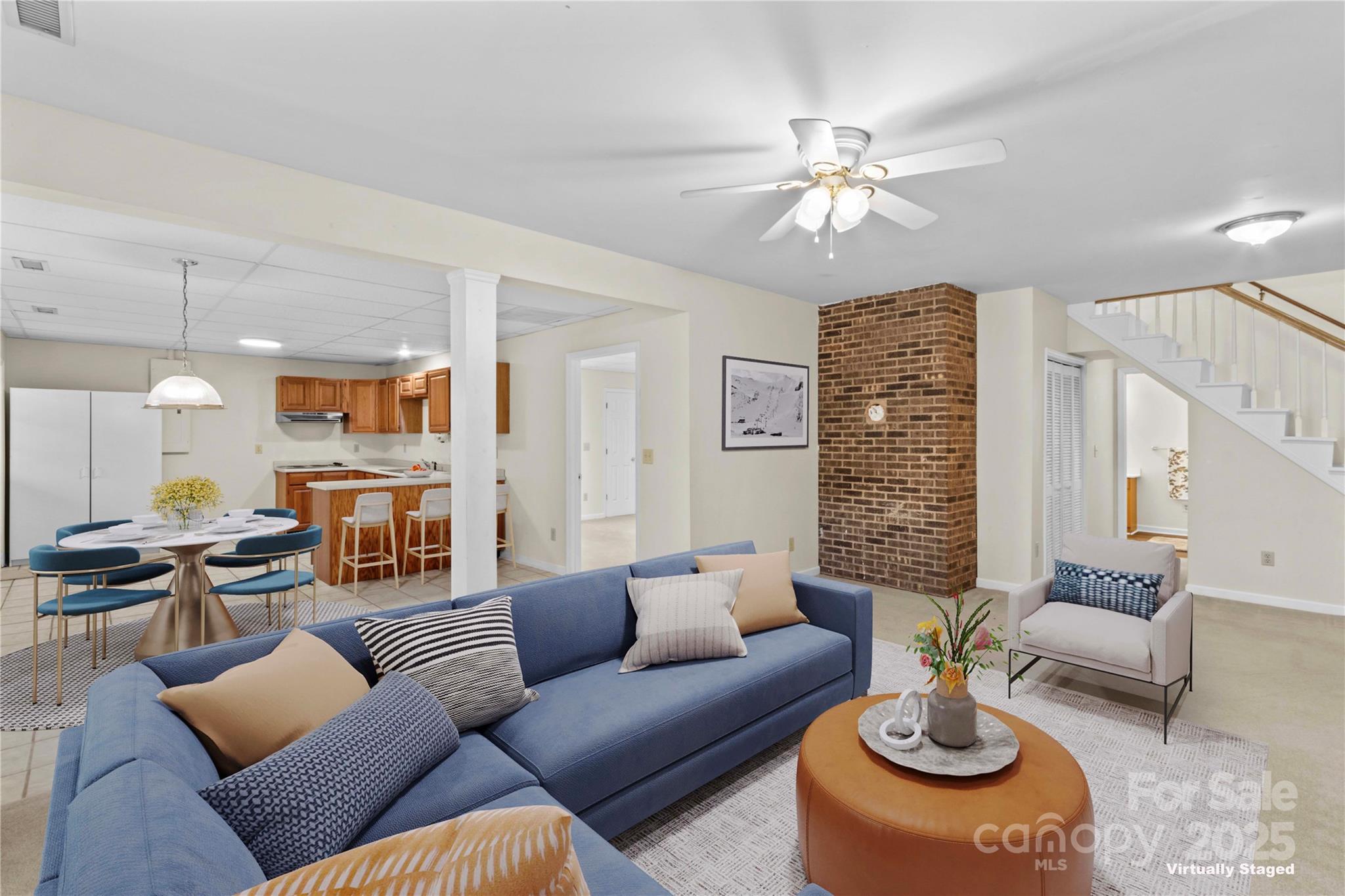 864 Hunter Drive