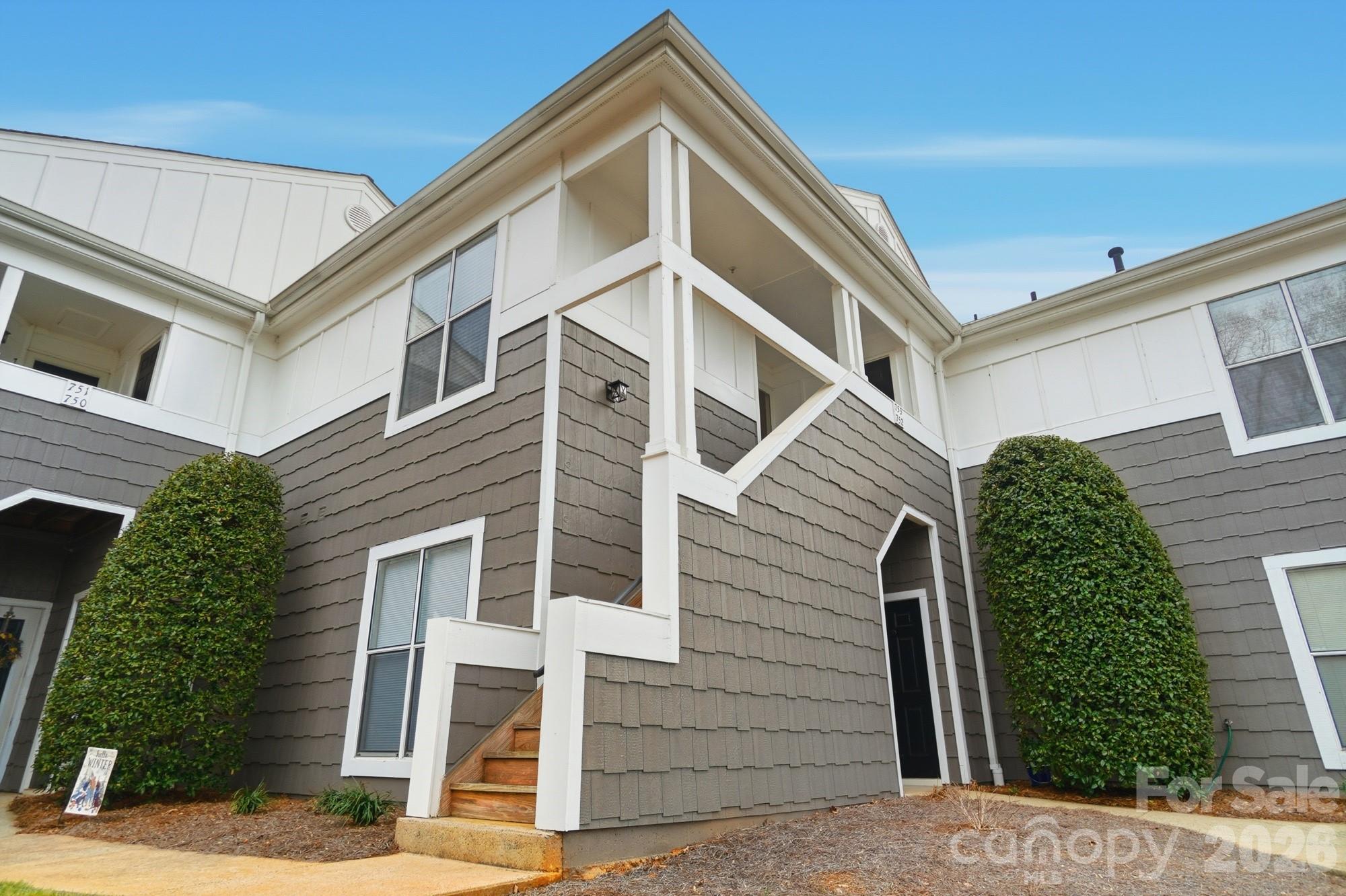 753 Southwest Drive