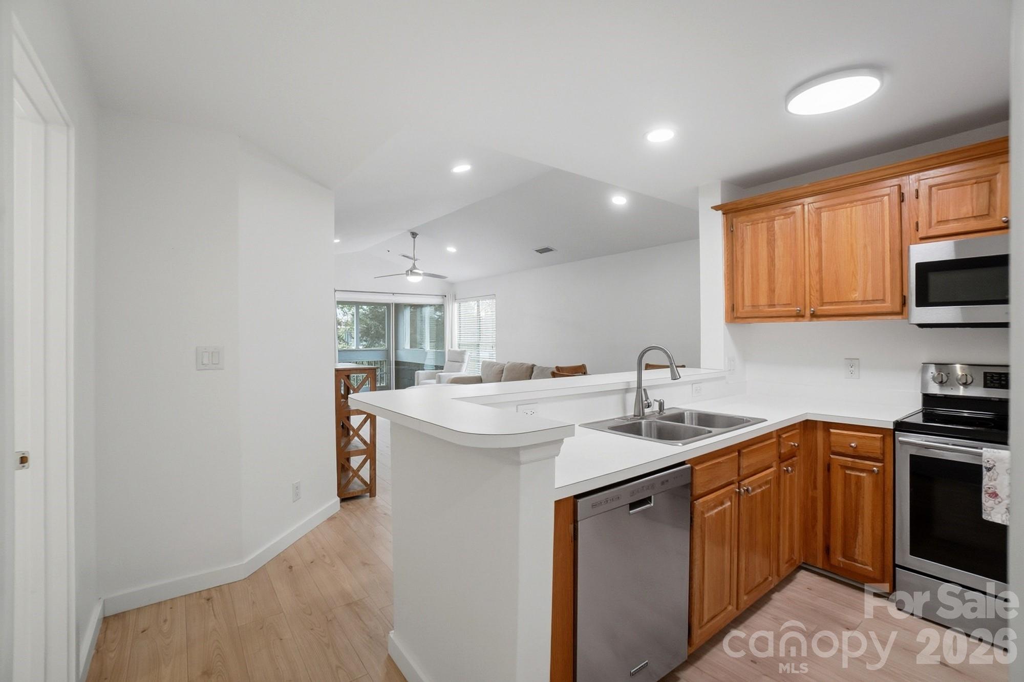 753 Southwest Drive