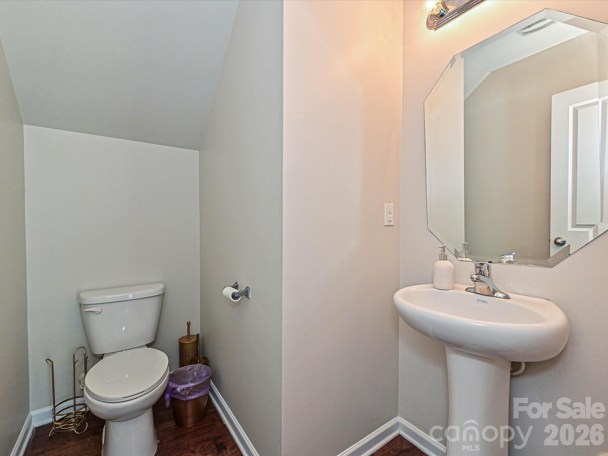 6709 Broad Valley Court