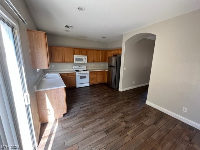 6249 Castle Kennedy Street