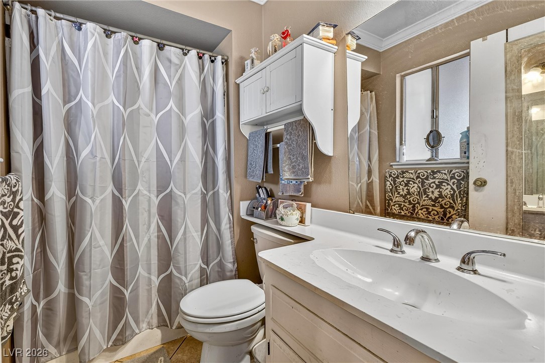 3828 Vista Largo Drive