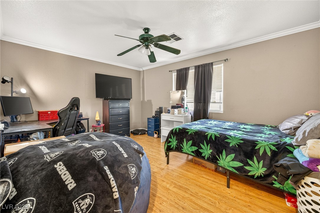 3828 Vista Largo Drive