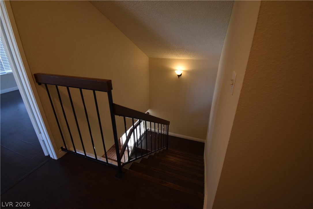 4015 Ridgewood Avenue