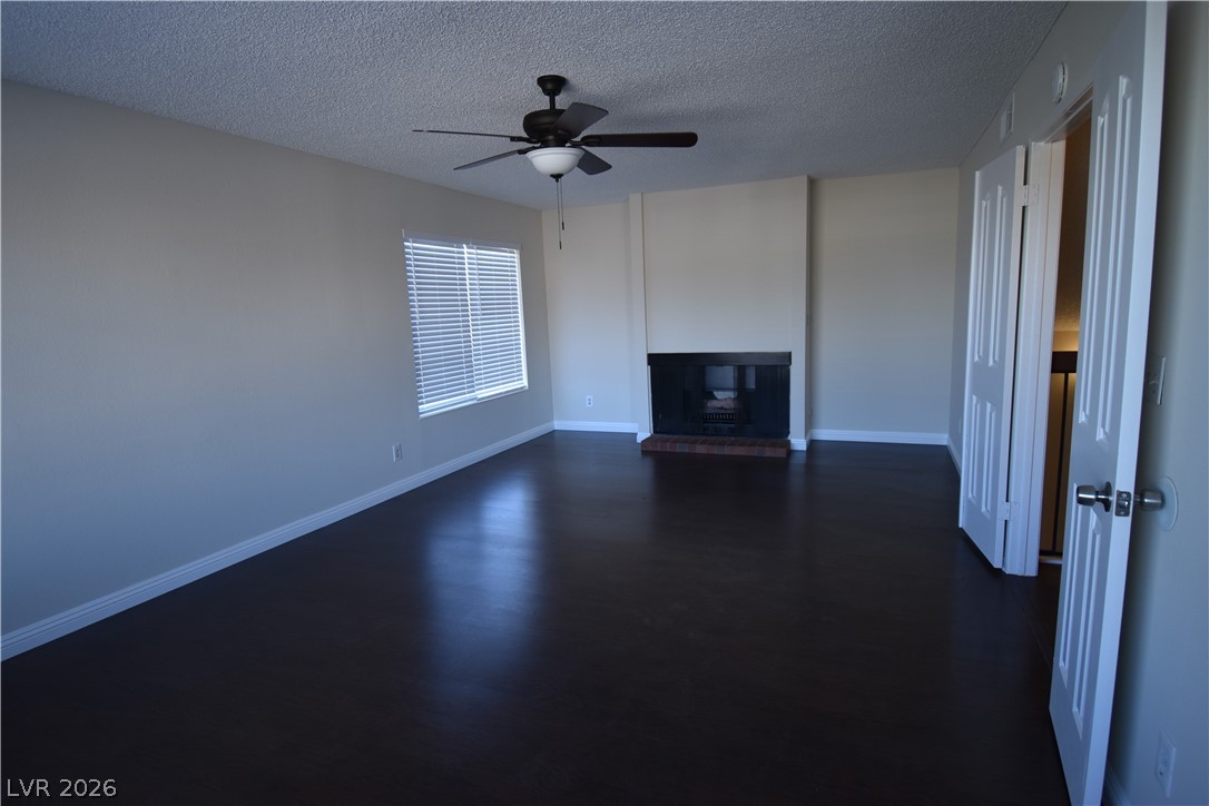 4015 Ridgewood Avenue