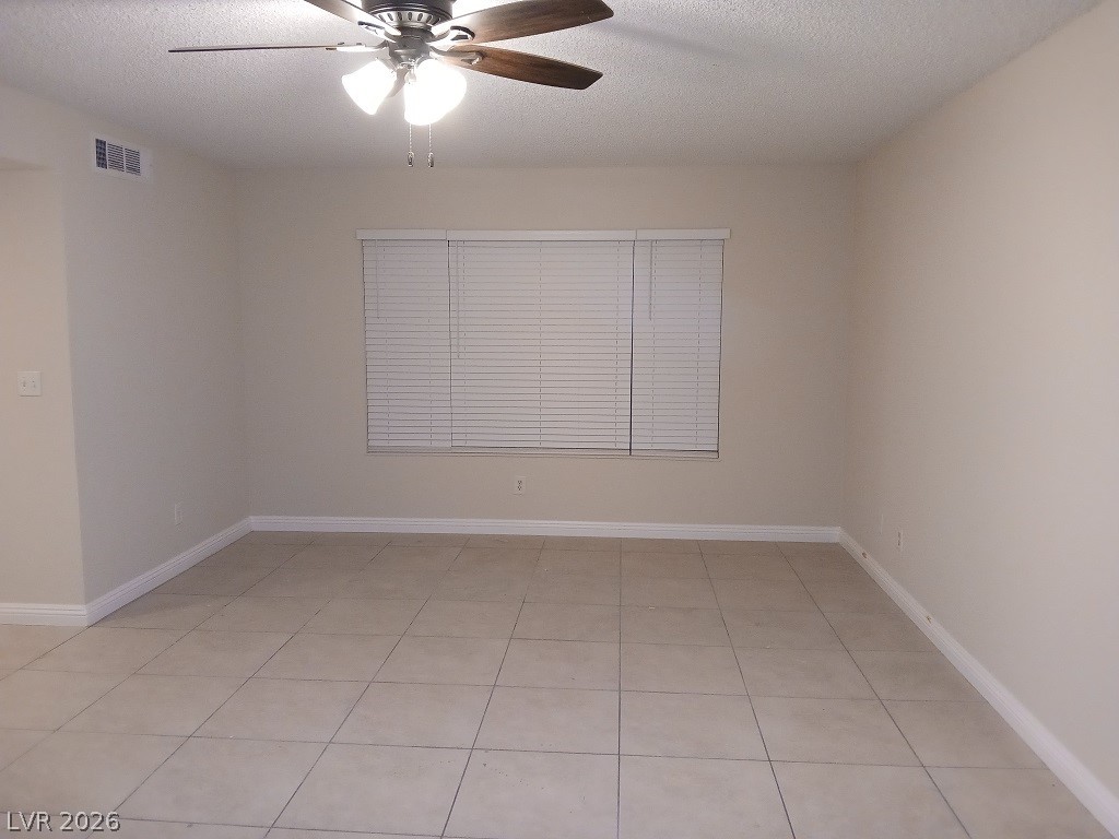 4015 Ridgewood Avenue