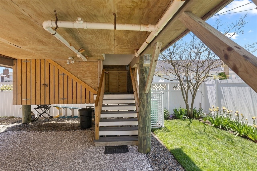 13 Lewis Ct