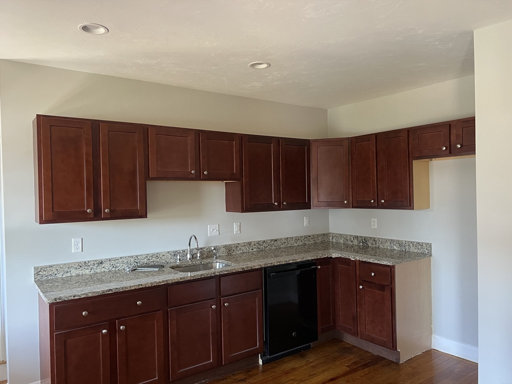 52 North Ave # 1