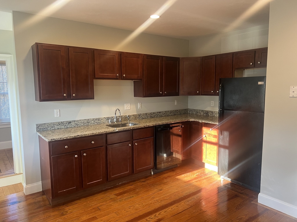 52 North Ave # 1